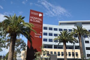 exterior of macquarie university hospital building in daytime