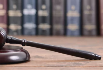 gavel