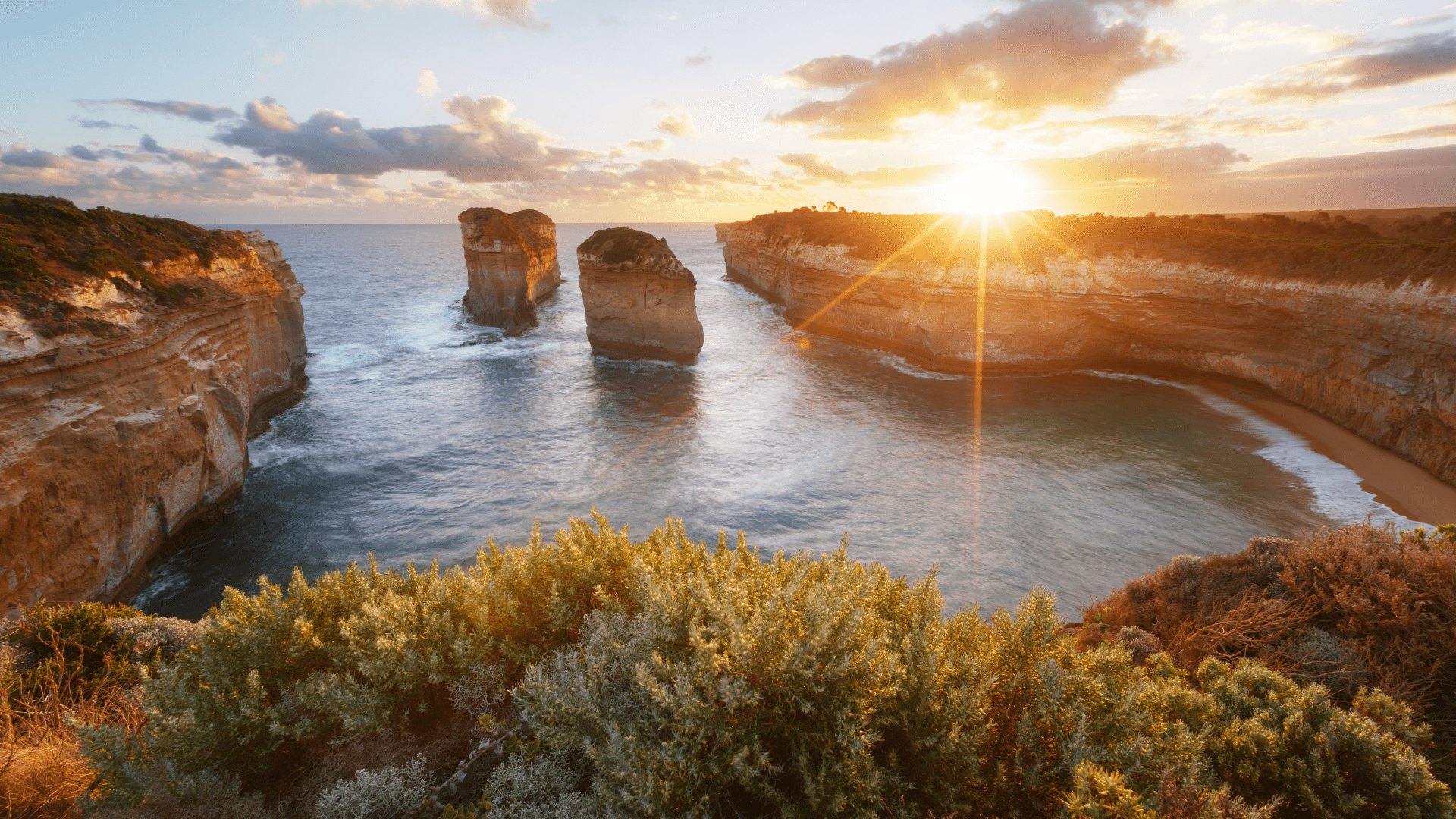 12 apostles off coast of Australia