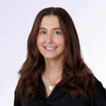 Lilli Strong headshot